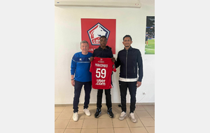 Signature de Joaquim Makombo au LOSC
